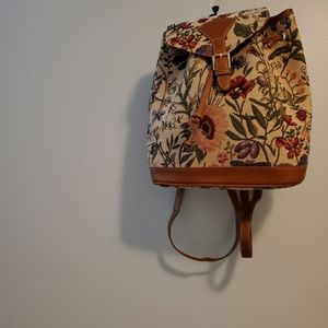 'Signare' Brand Tapestry Daypack